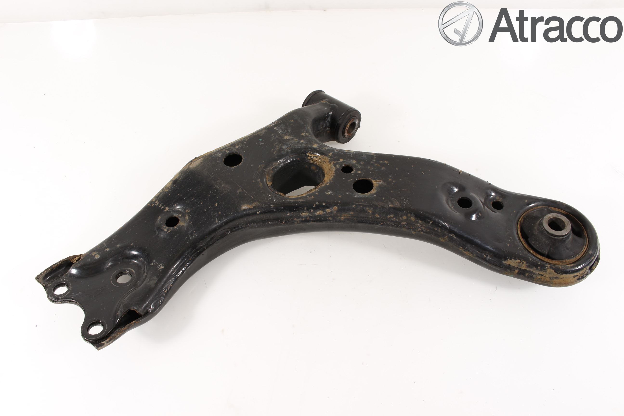 Toyota AURIS 13-19 Bärarm Fram Undre Hö