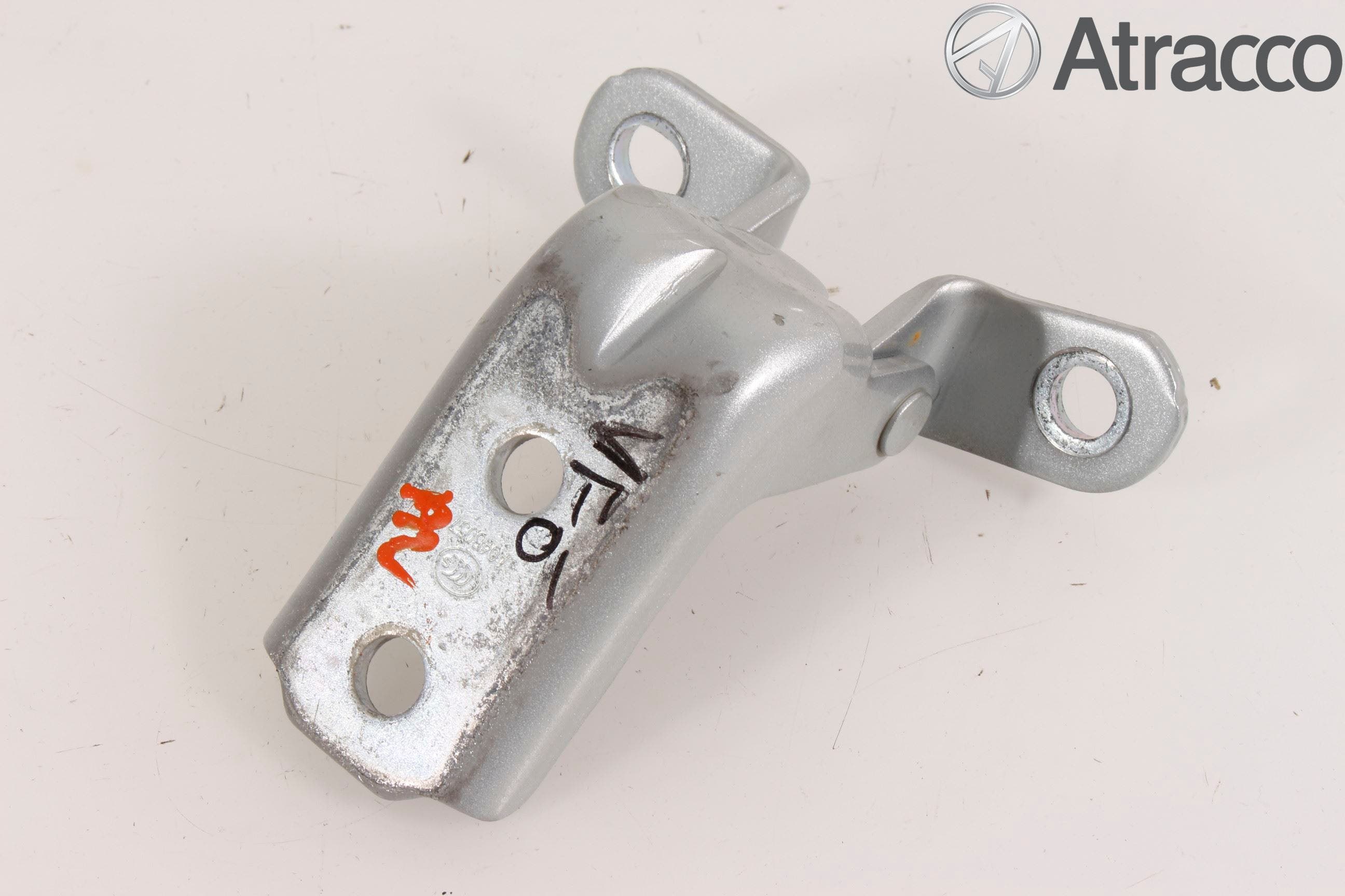 Hyundai i20 GB 15-20 Dörrgångjärn