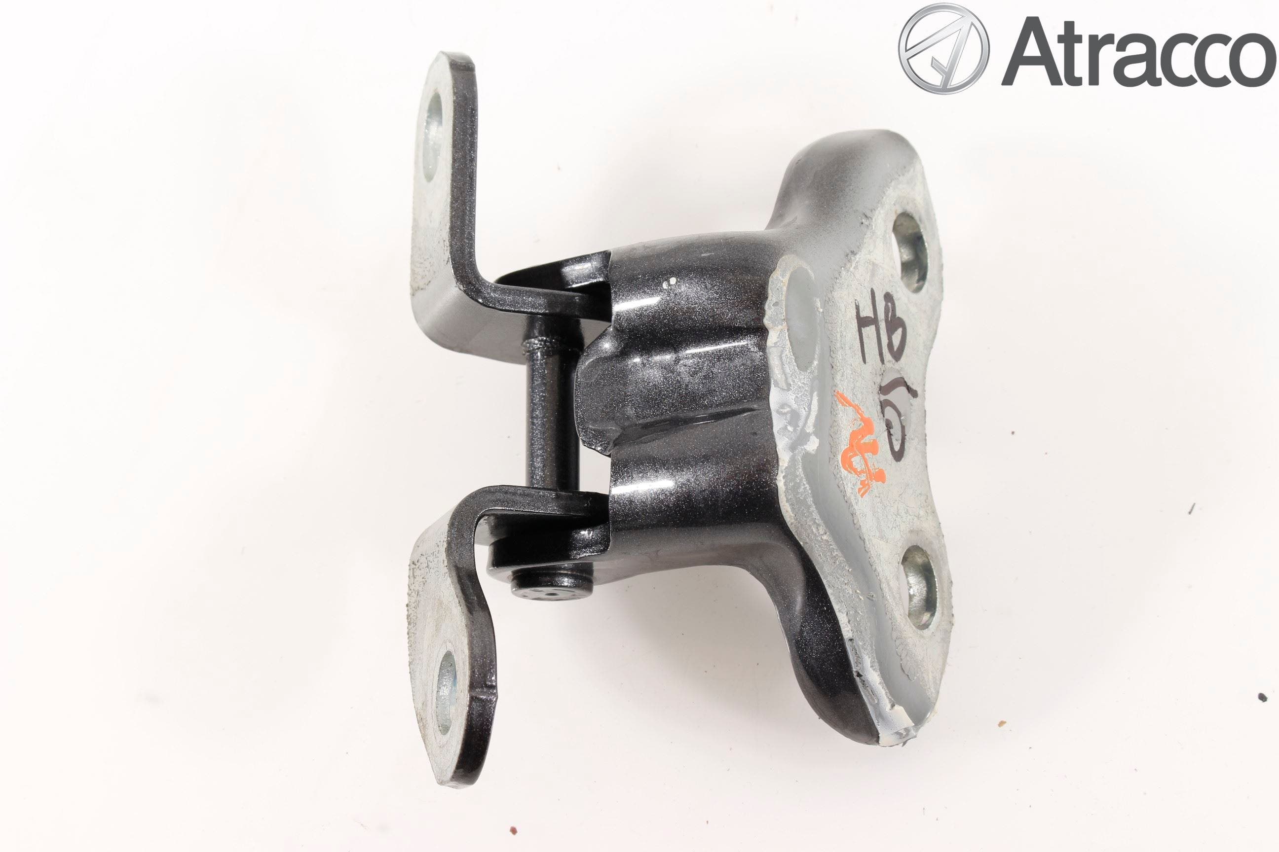 Toyota AVENSIS 16-18 Dörrgångjärn