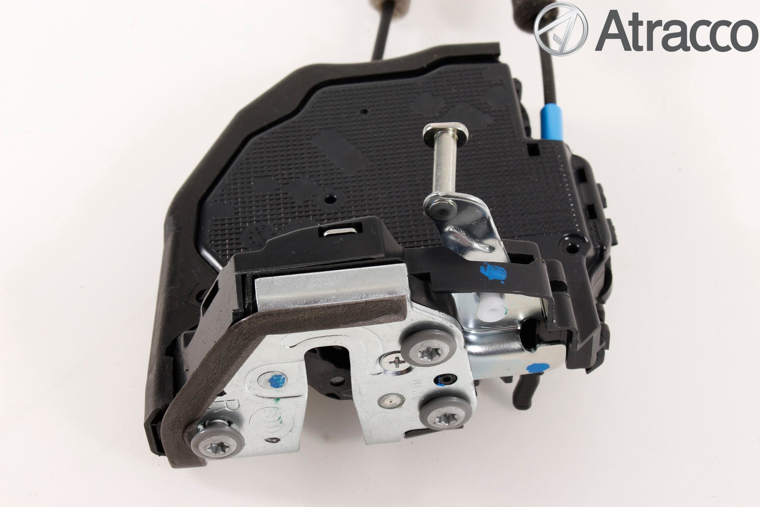 Toyota AVENSIS 16-18 Låskista-Dörrlås