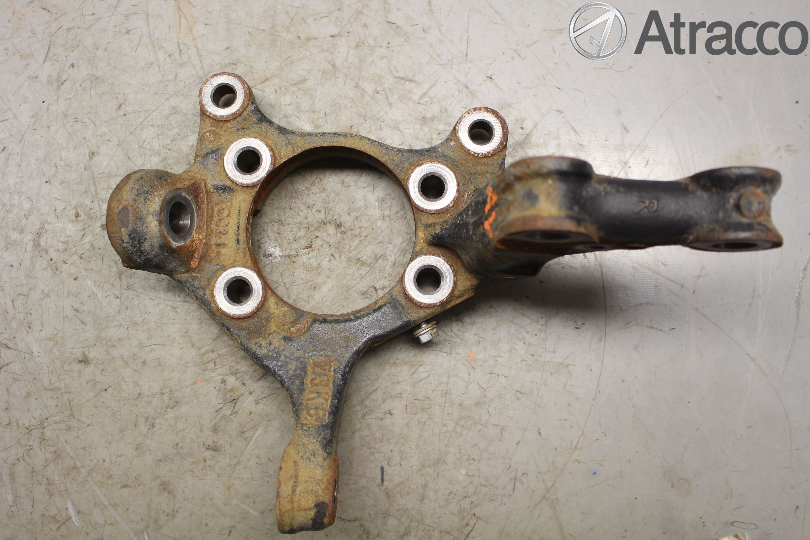 Toyota VERSO 09-18 Styrspindel Lagerhus Hö