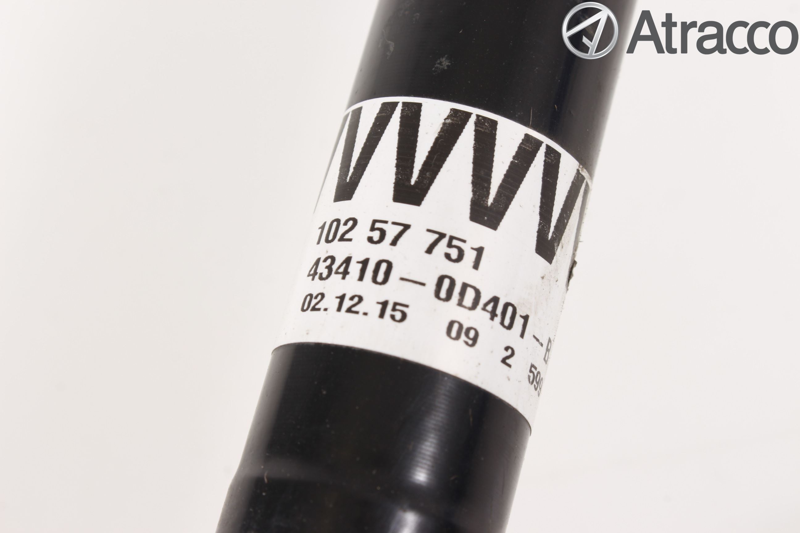 Toyota YARIS XP130 15-20 Drivaxel Fram Höger