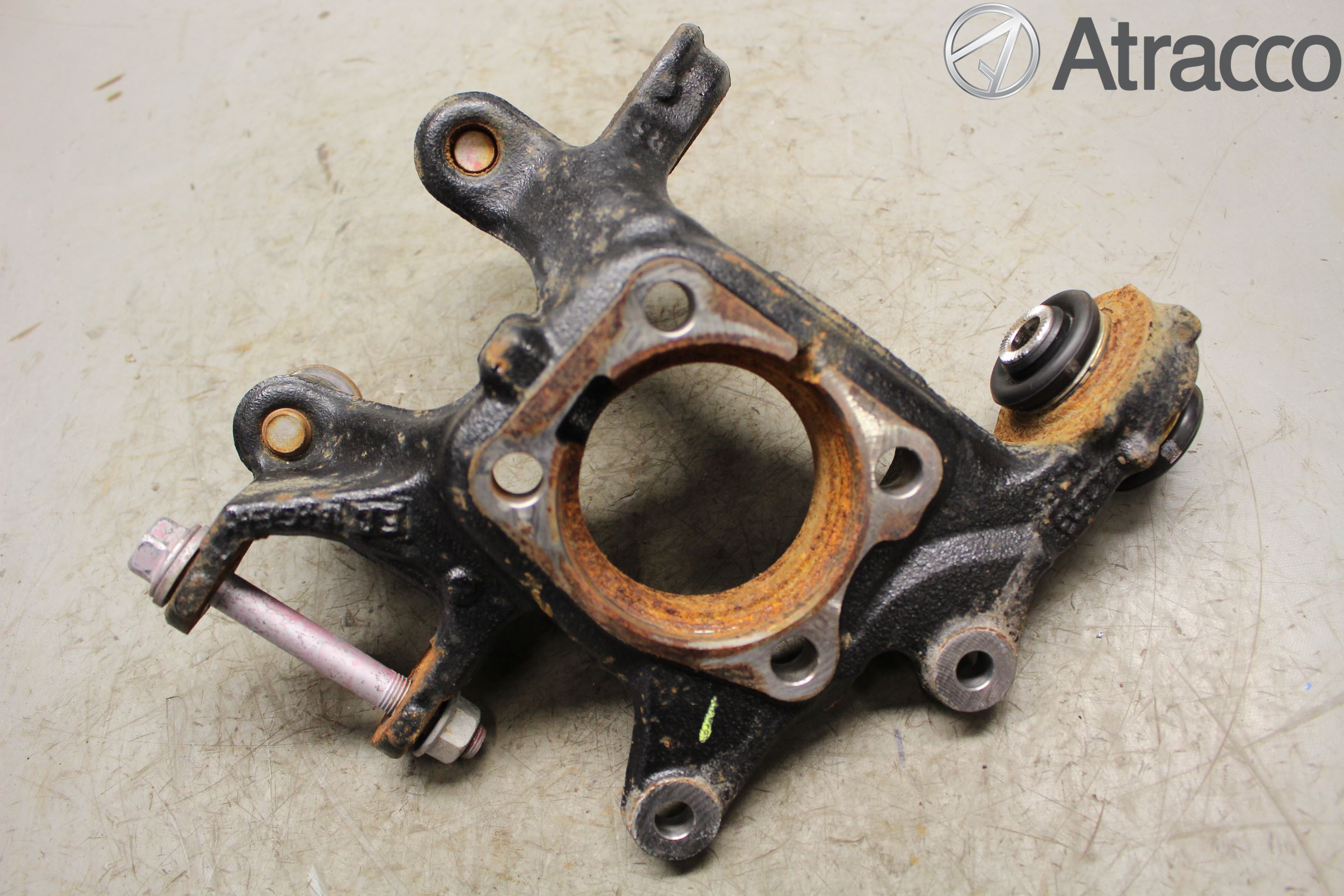 Toyota AURIS 13-19 Hjullagerhus-Spindel Hö B
