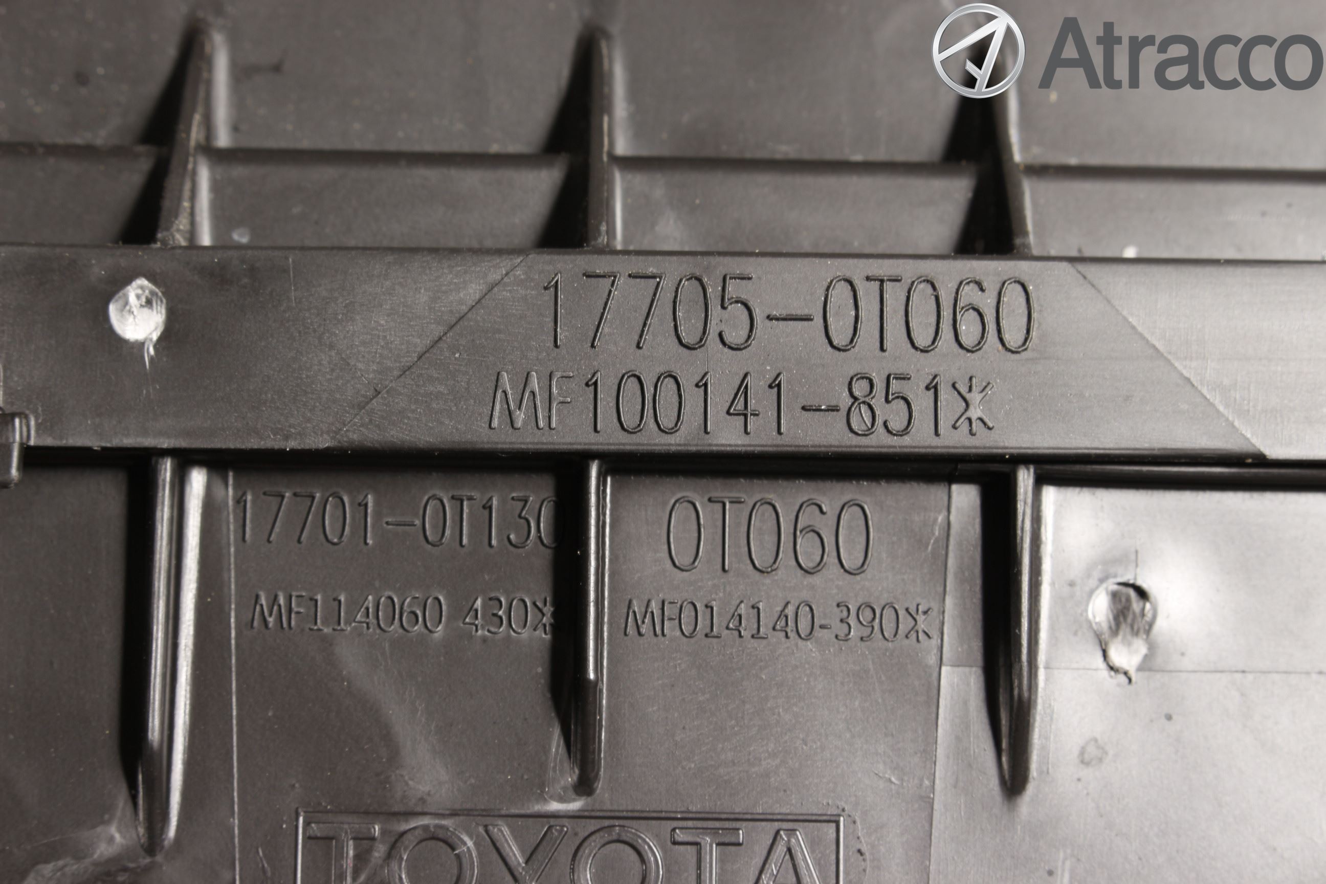 Toyota AURIS 13-19 Luftrenare