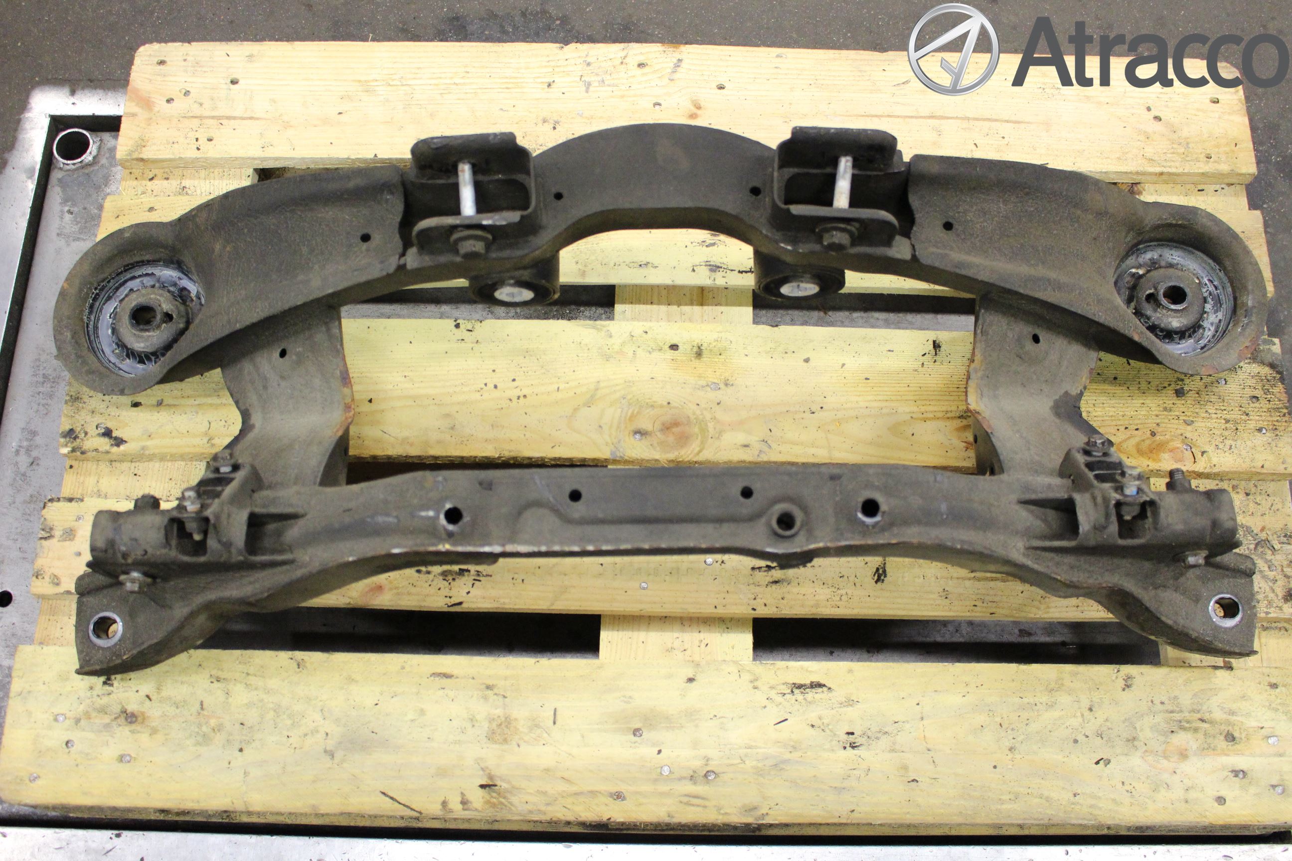 Ford KUGA 08-12 Bakaxelbalk