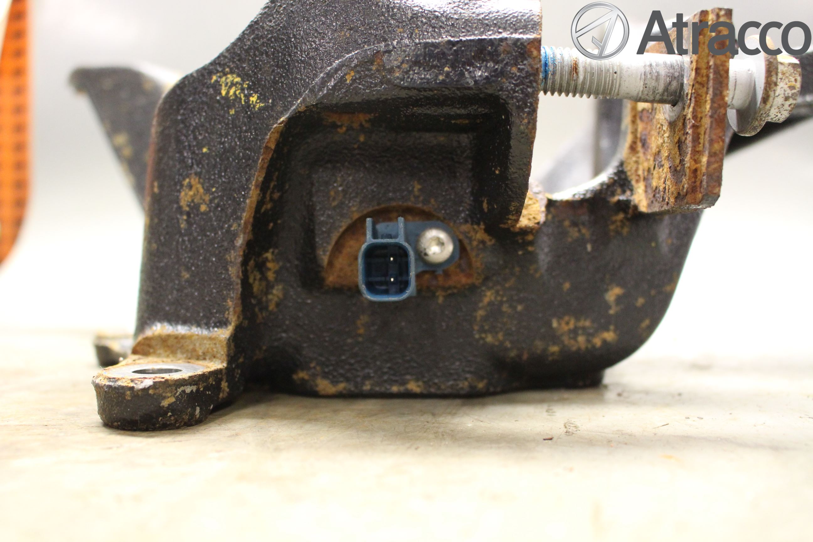 Ford KUGA 08-12 Hjullagerhus-Spindel Hö B