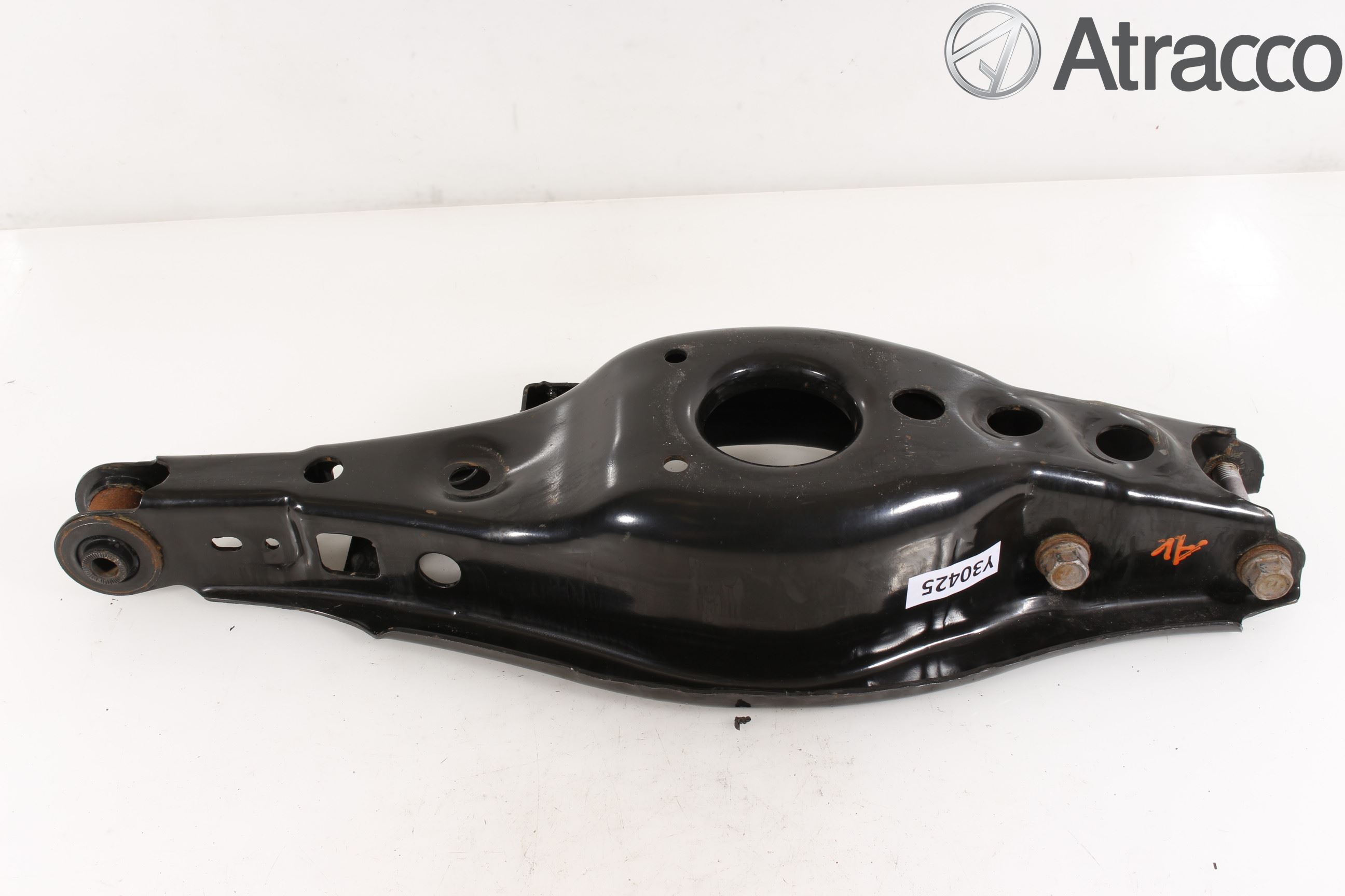 Toyota AURIS 13-19 Bärarm Bak Vänster