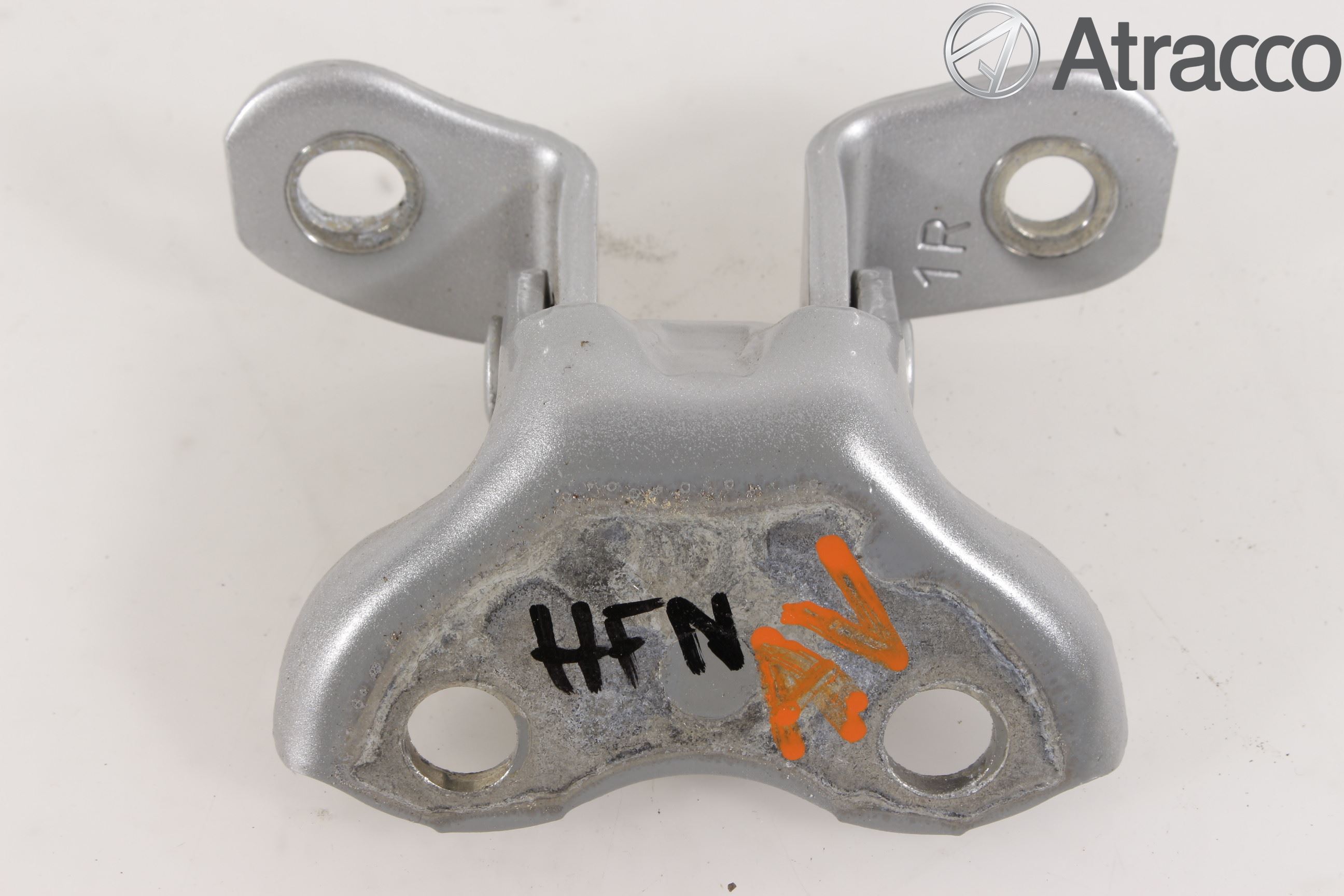 Toyota VERSO 09-18 Dörrgångjärn