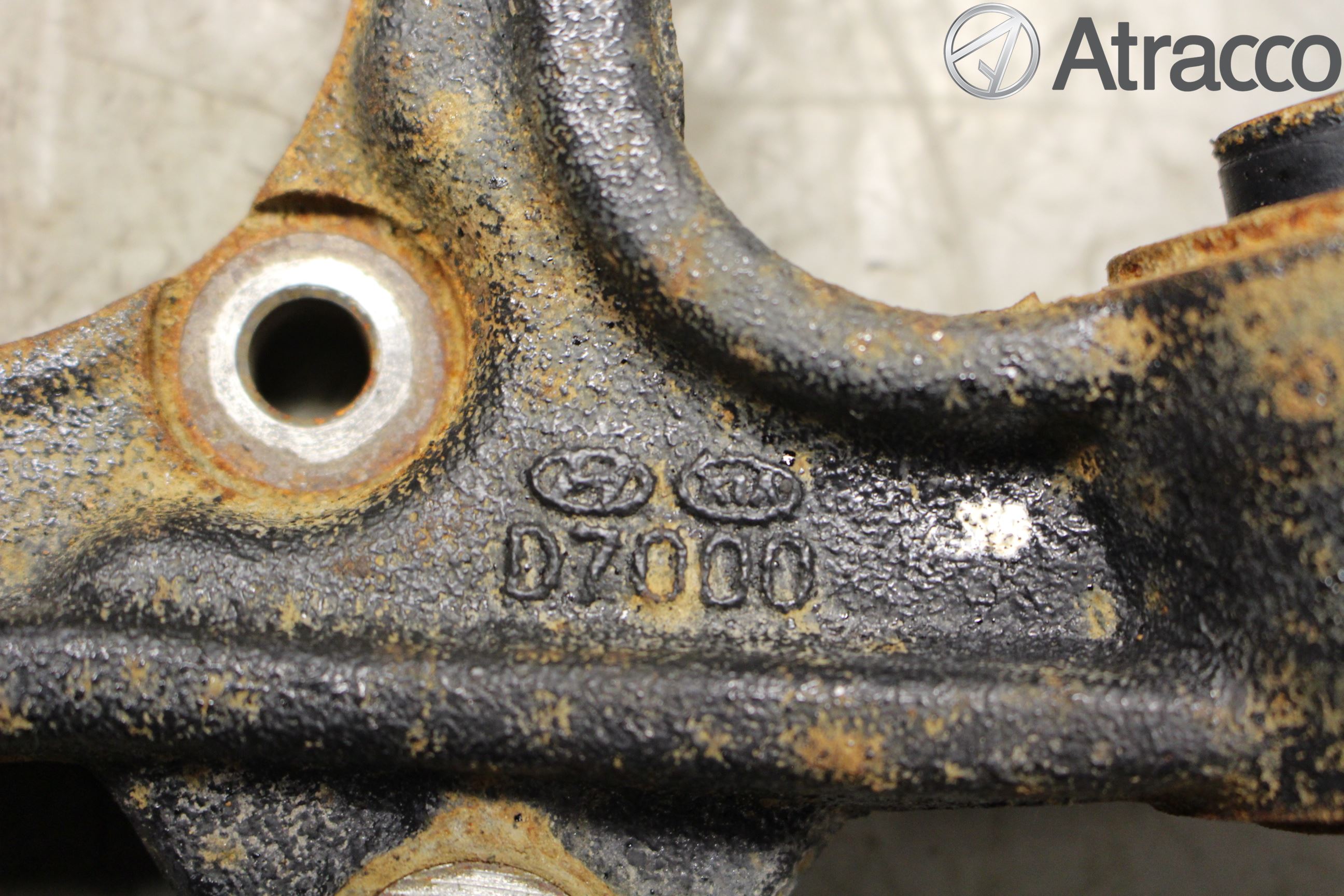 Hyundai TUCSON 05- Hjullagerhus-Spindel Vä B