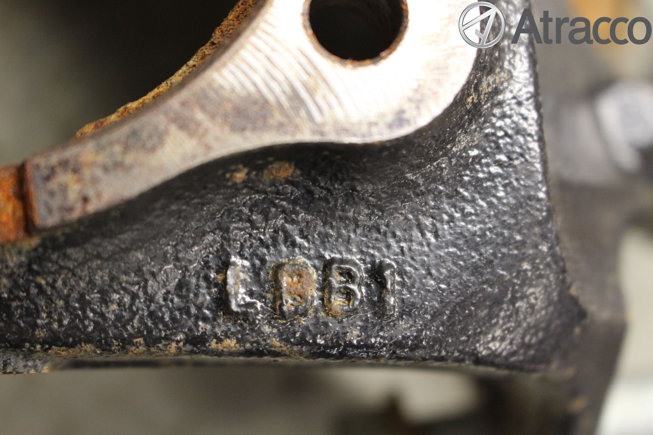 Hyundai TUCSON 05- Hjullagerhus-Spindel Hö B