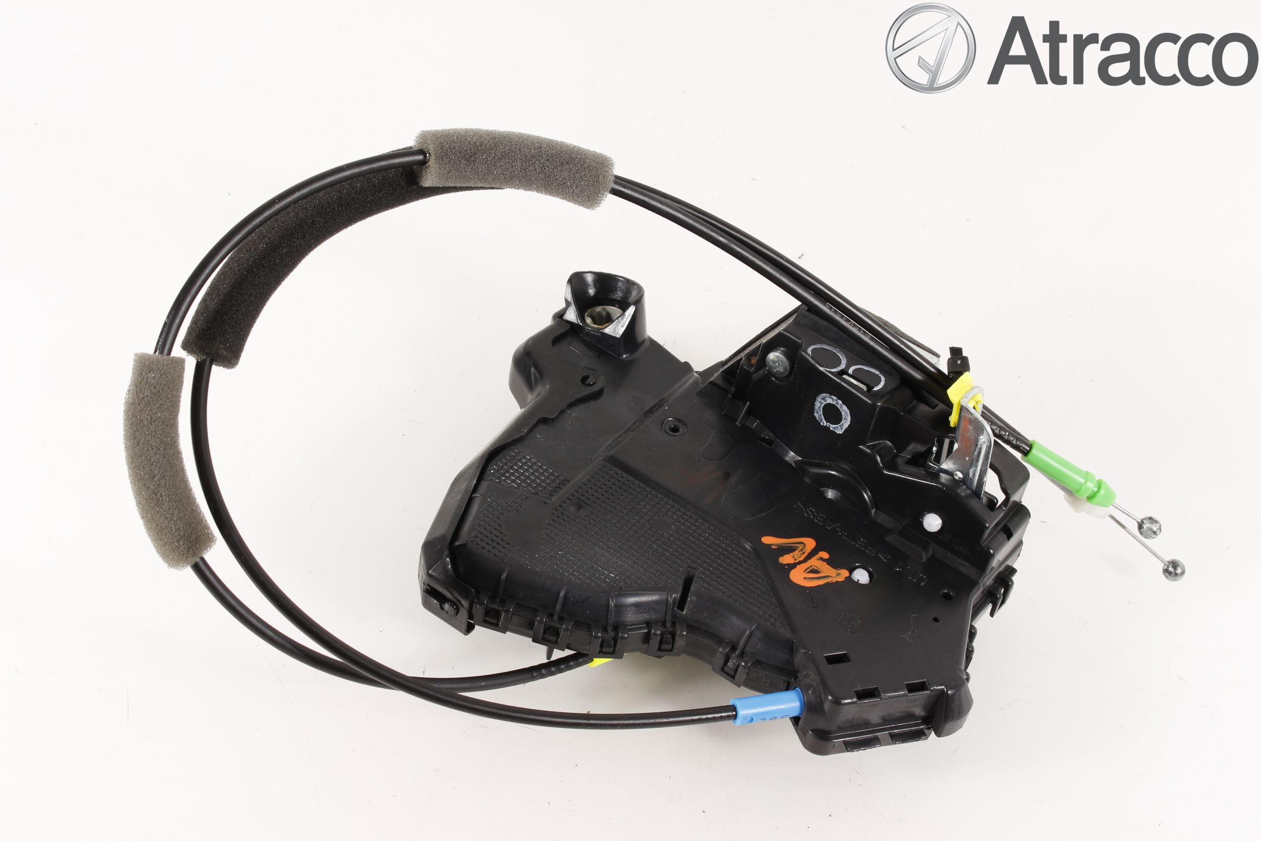 Toyota AVENSIS 16-18 Låskista-Dörrlås