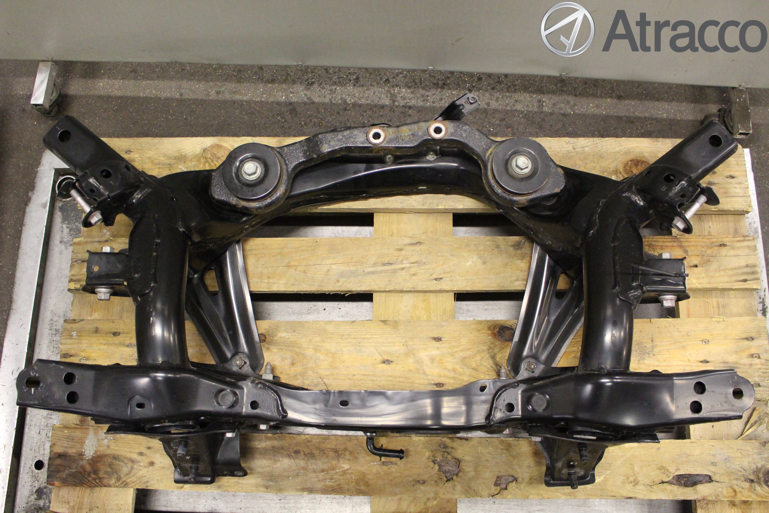 Toyota RAV4 13-18 Bakaxelbalk